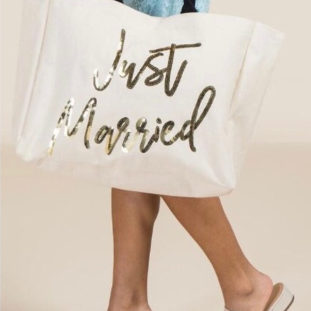 Francesca’s Just Married Sequin